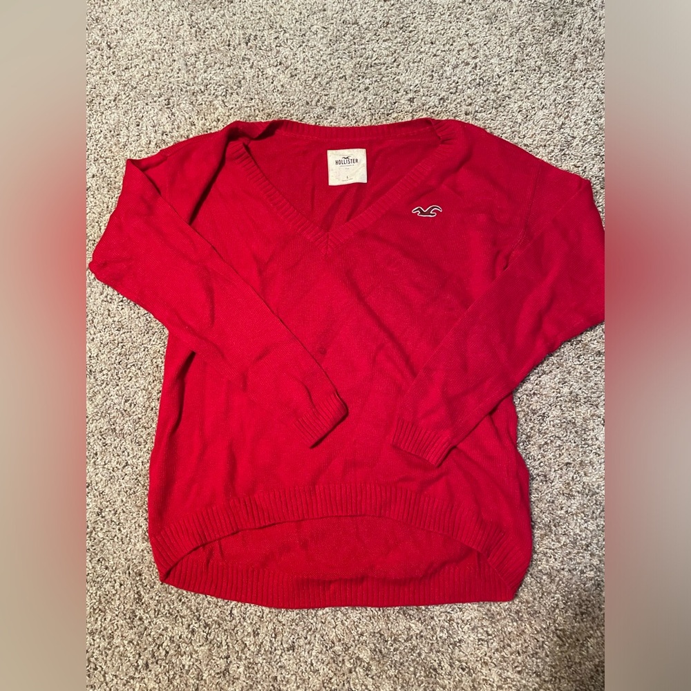 RED HOLLISTER SWEATER
